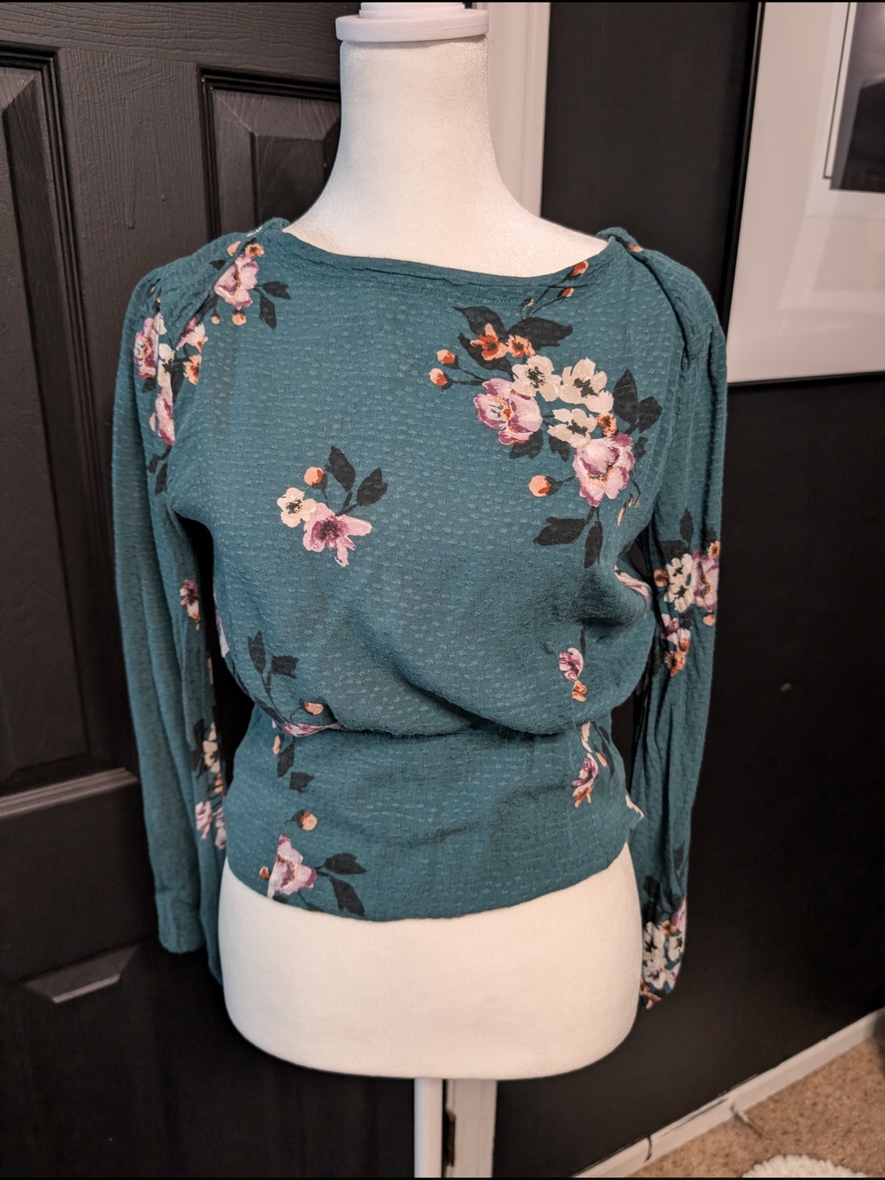 Gentle Fawn Teal Floral Long-Sleeve Top